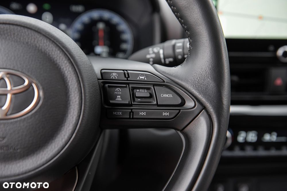 Toyota Yaris Cross Hybrid 1.5 Executive AWD - 17