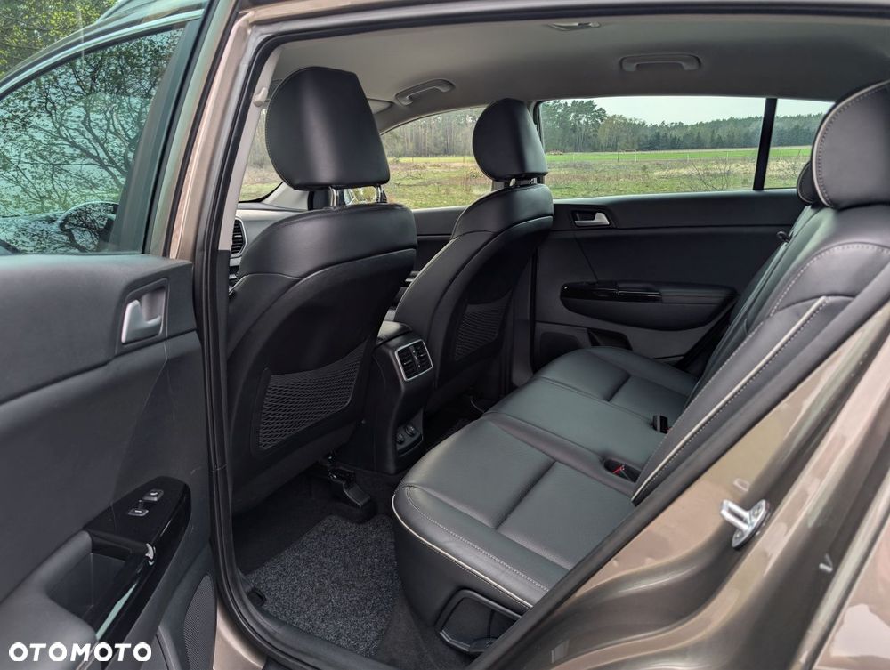 Kia Sportage 1.6 GDI L Business Line Plus 2WD - 19