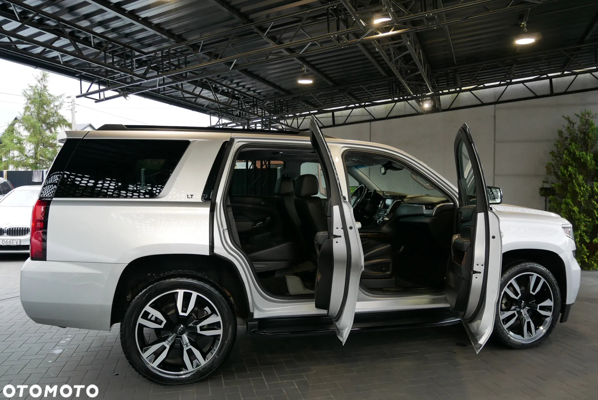 Chevrolet Tahoe - 7