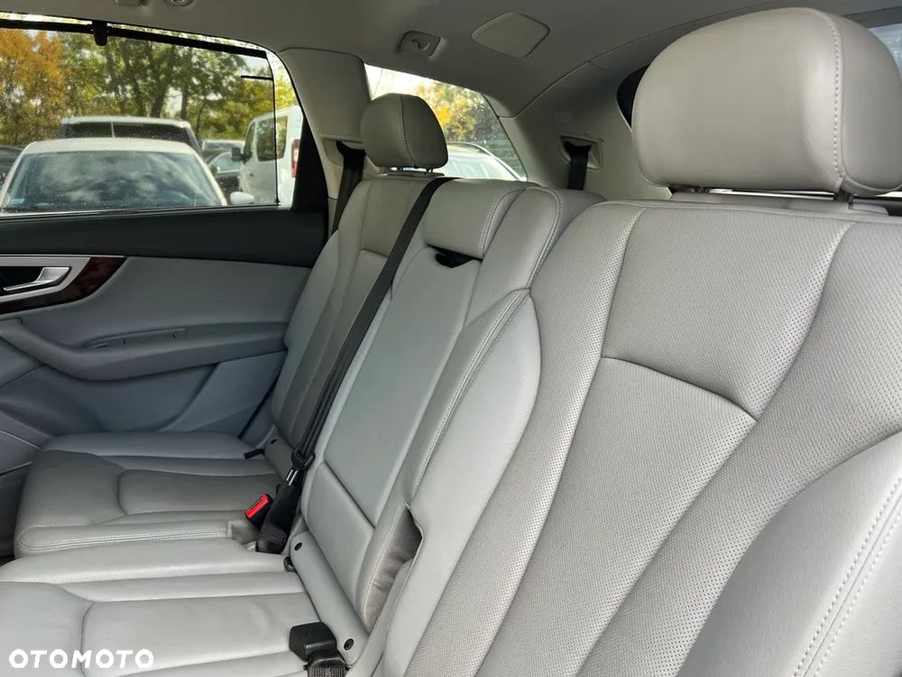 Audi Q7 3.0 TFSI Quattro Tiptronic - 18
