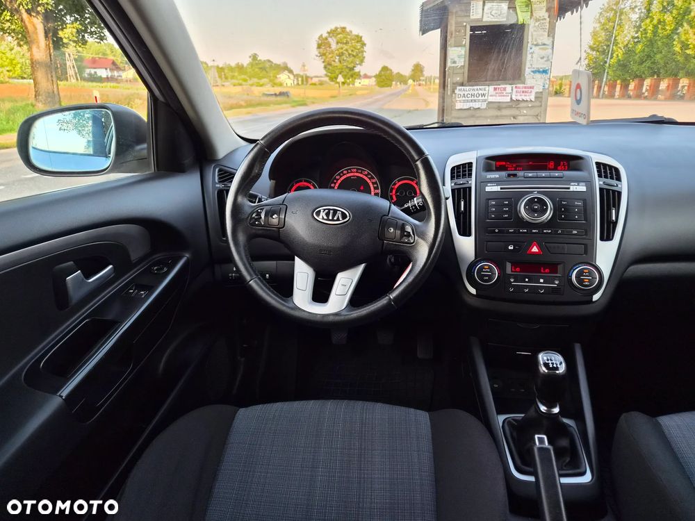 Kia Ceed 1.6 CRDi 90 Vision - 4