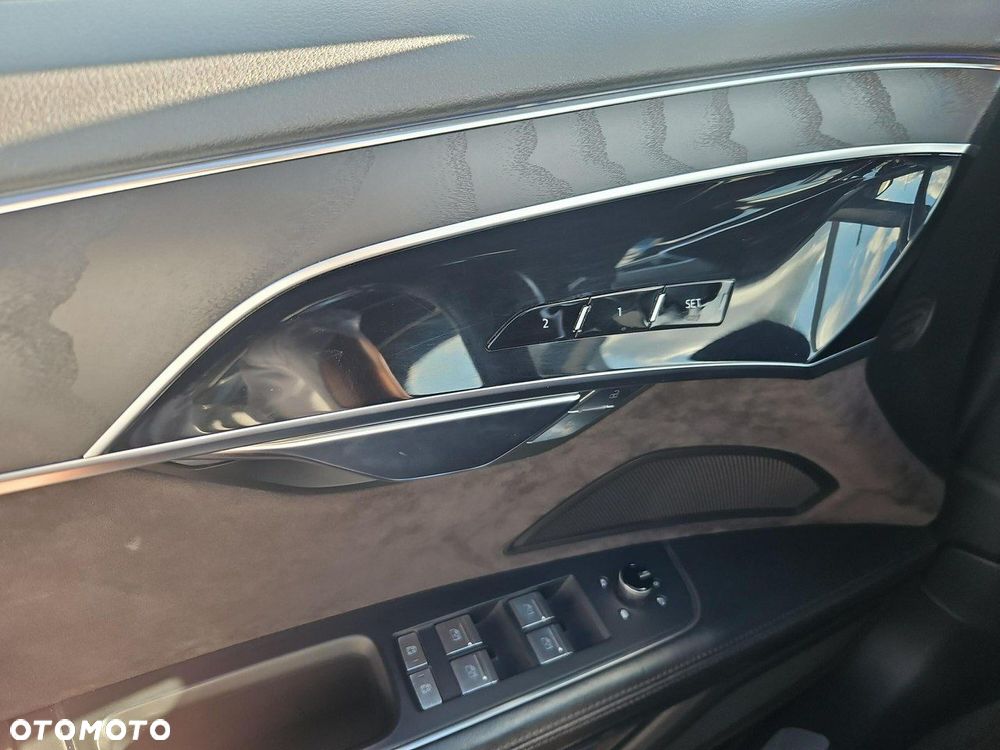 Audi A8 50 TDI quattro tiptronic - 19