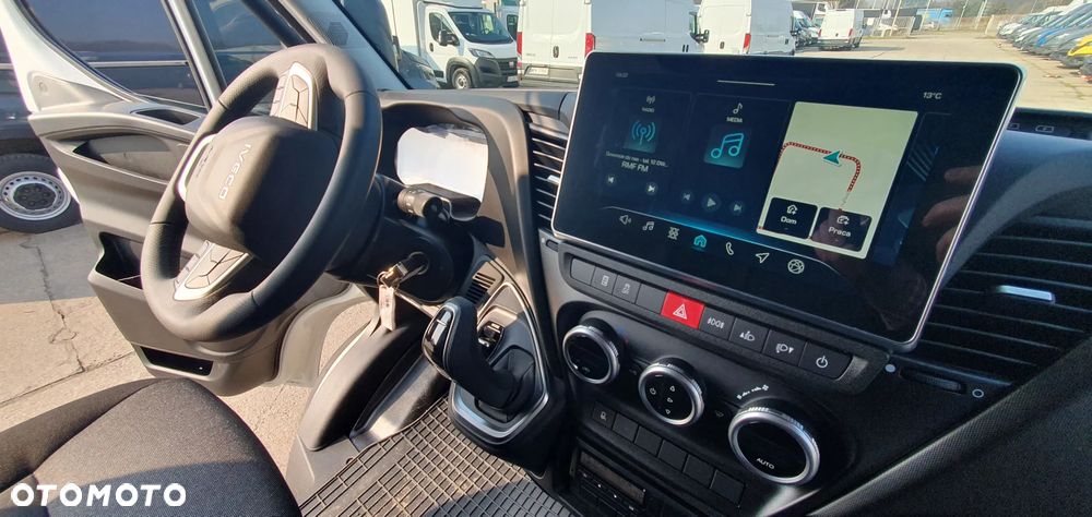 Iveco 70C18A8 Automat - 18