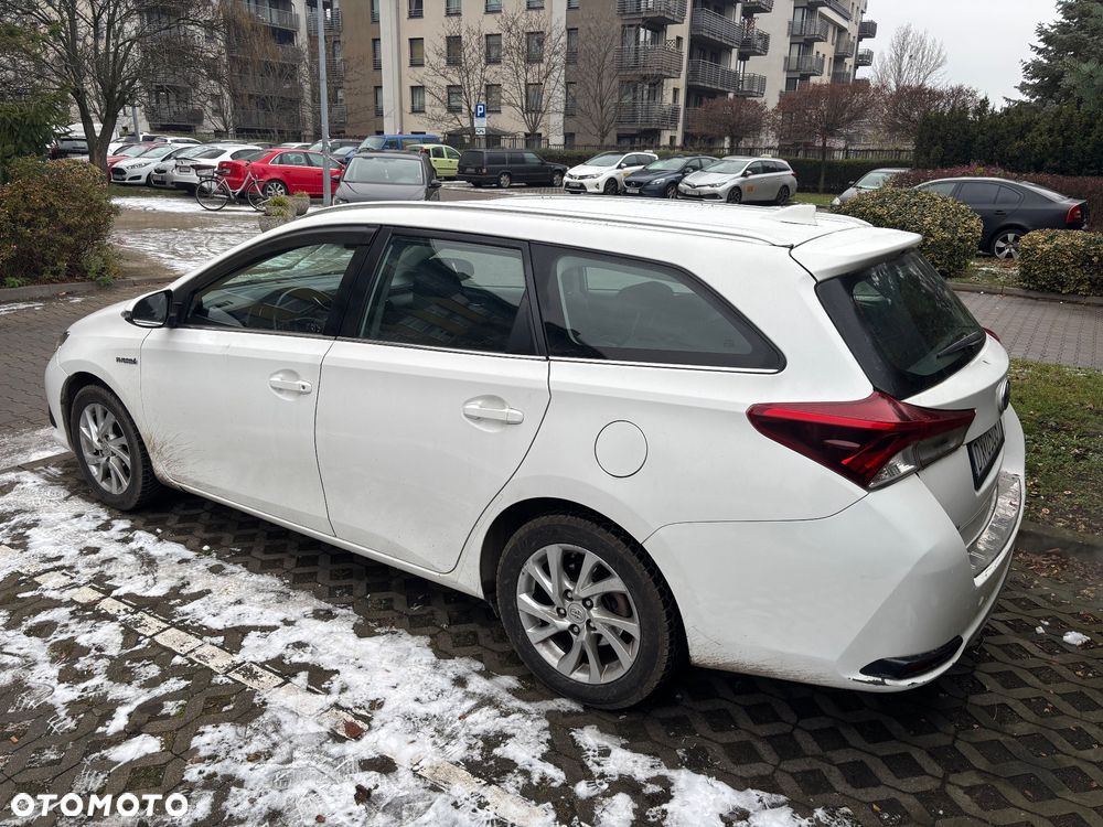 Toyota Auris 1.8 HSD Luna - 3