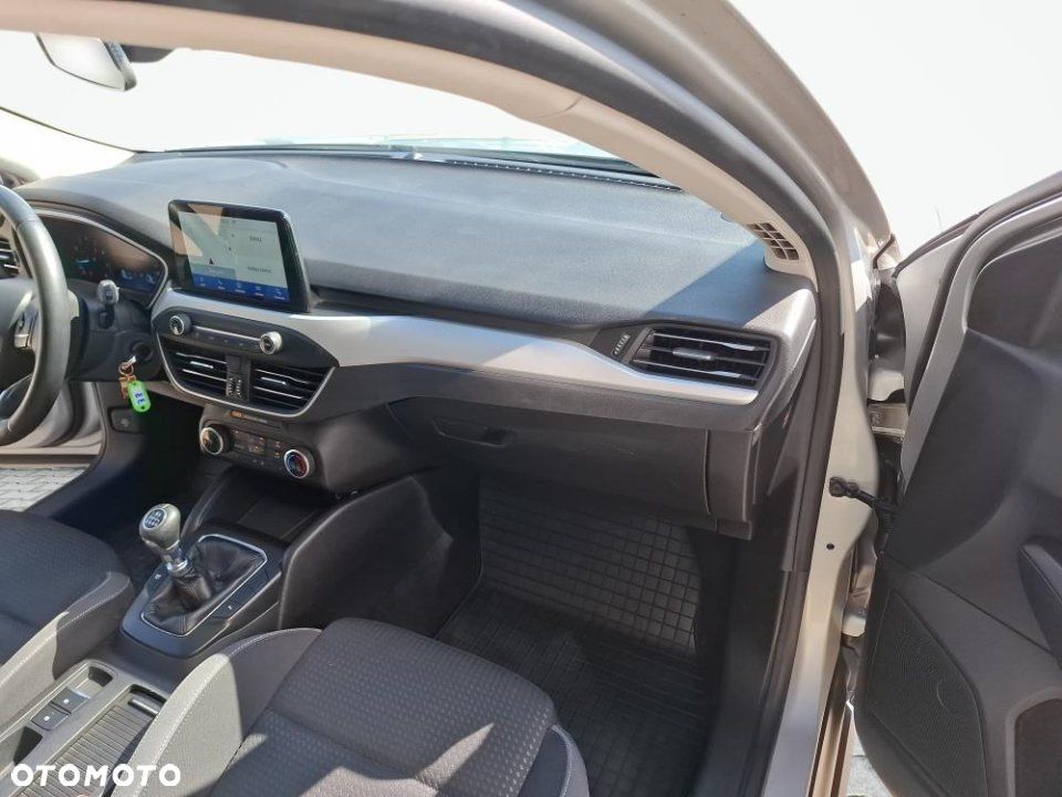 Ford Focus - 22