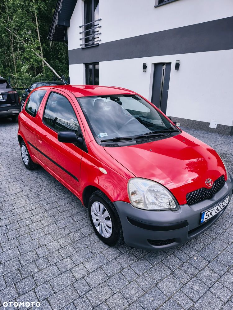 Toyota Yaris 1.0 Base - 2