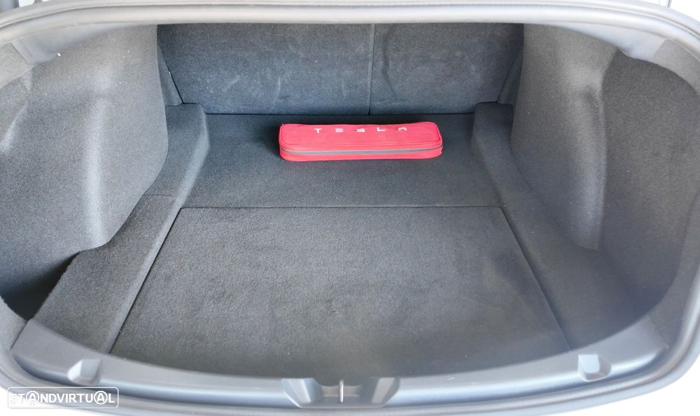 Tesla Model 3 Standard Range Plus RWD - 13