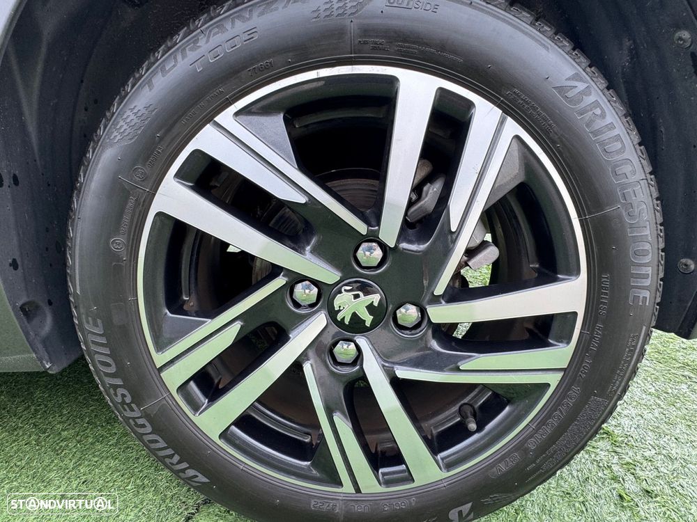 Peugeot 208 1.2 PureTech Allure Pack EAT8 - 35