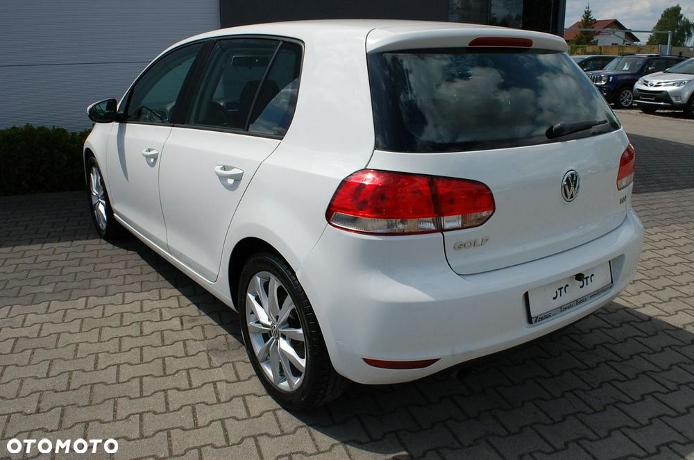 Volkswagen Golf - 3