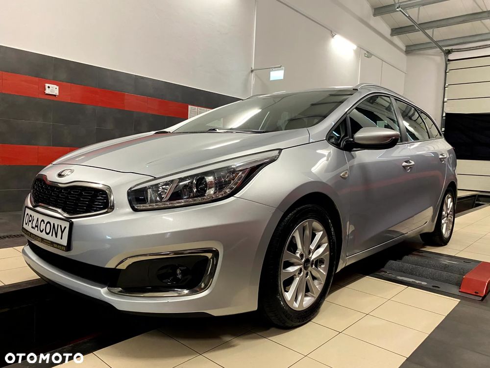 Kia Ceed 1.6 GDI Platinum Edition - 3