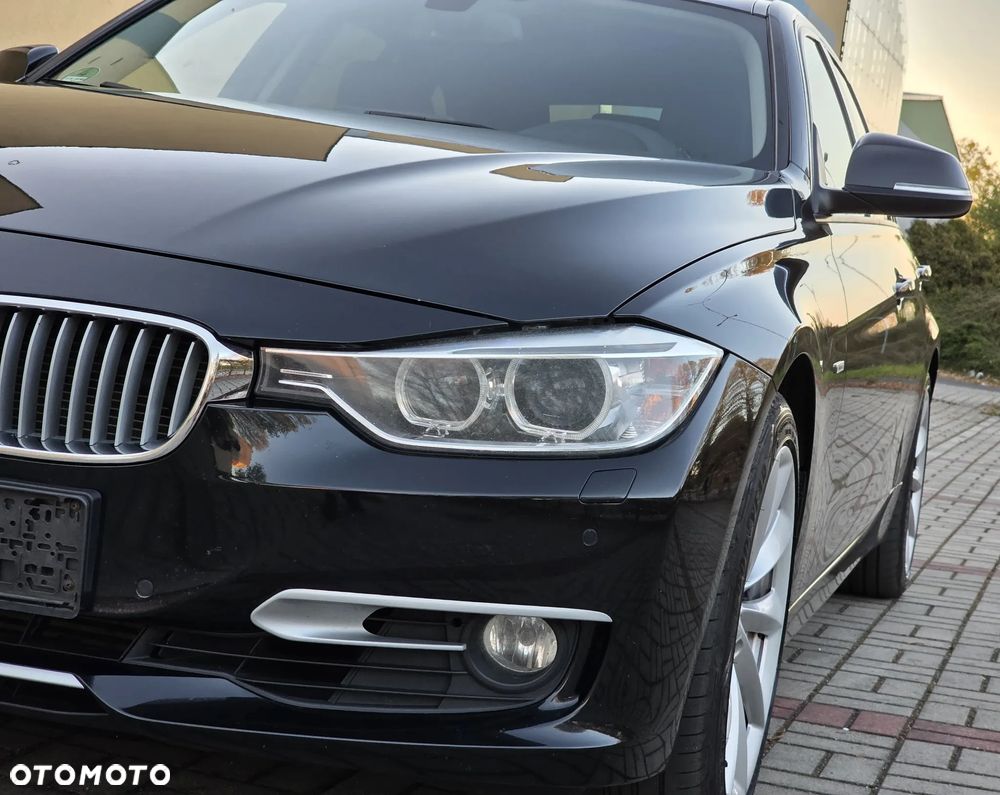 BMW Seria 3 330d Sport-Aut Blue Performance Modern Line - 9
