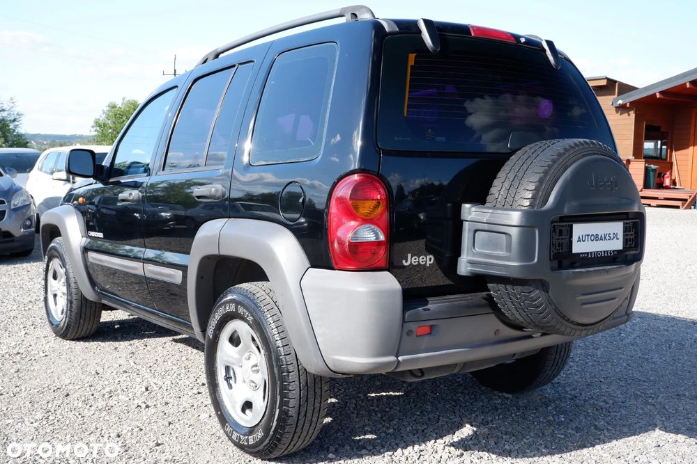 Jeep Cherokee 2.5L CRD Sport - 31