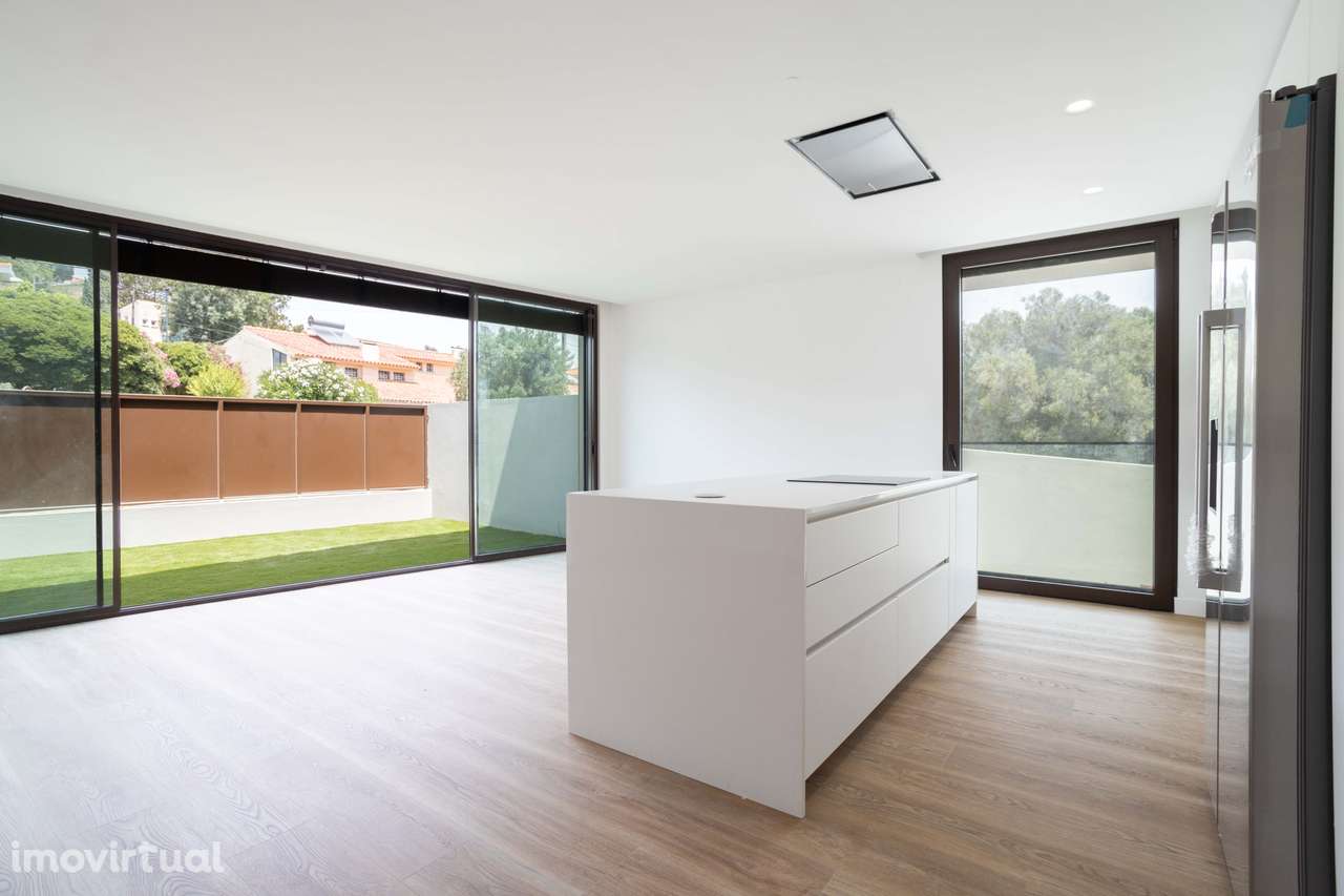 Luxuosa Moradia com piscina em Bicesse - Grande imagem: 3/34