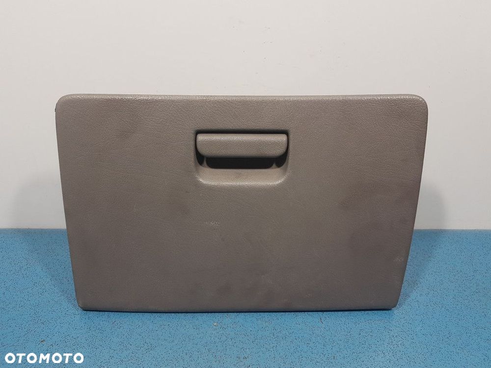 CHRYSLER VOYAGER II SCHOWEK DESKI ROZDZIELCZEJ 04678067 - 1