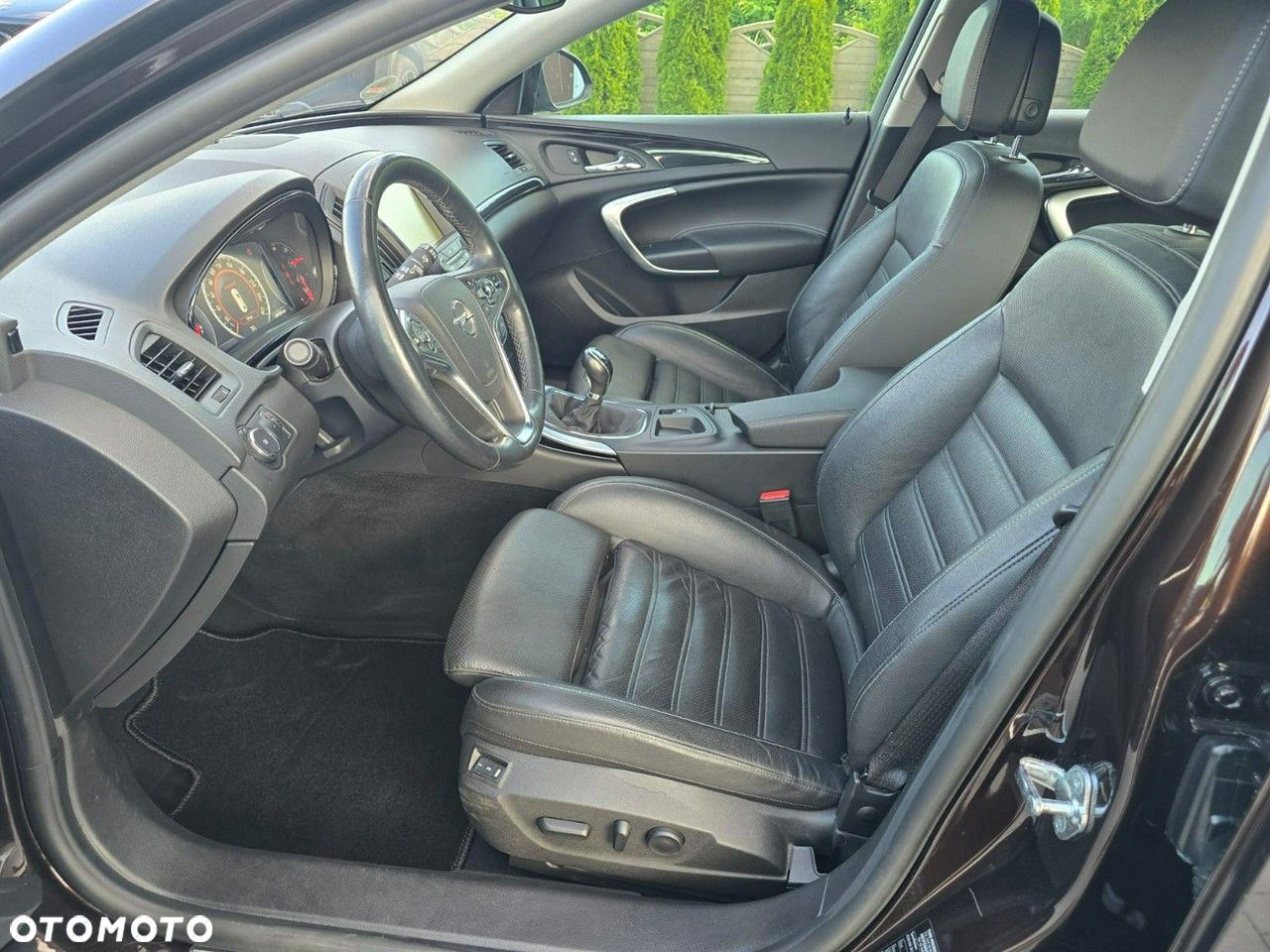 Opel Insignia - 11