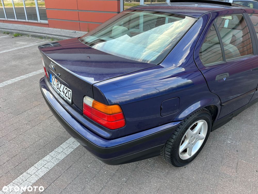 BMW Seria 3 - 18