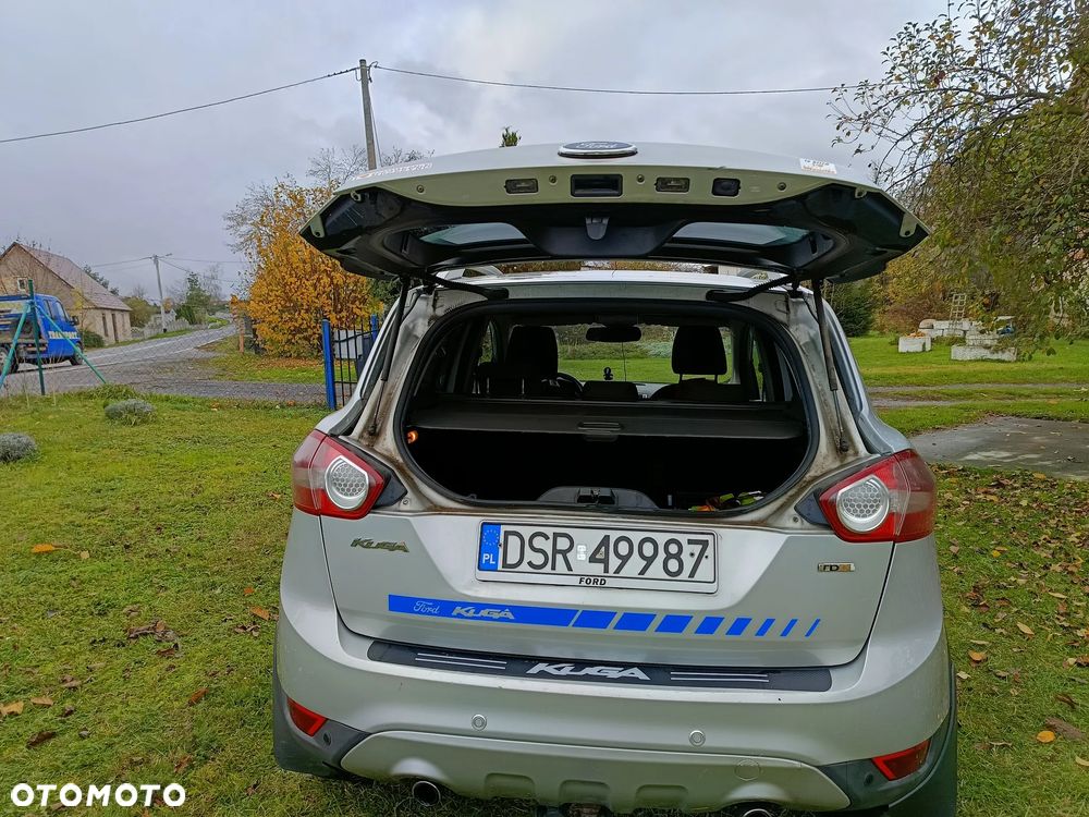 Ford Kuga - 8