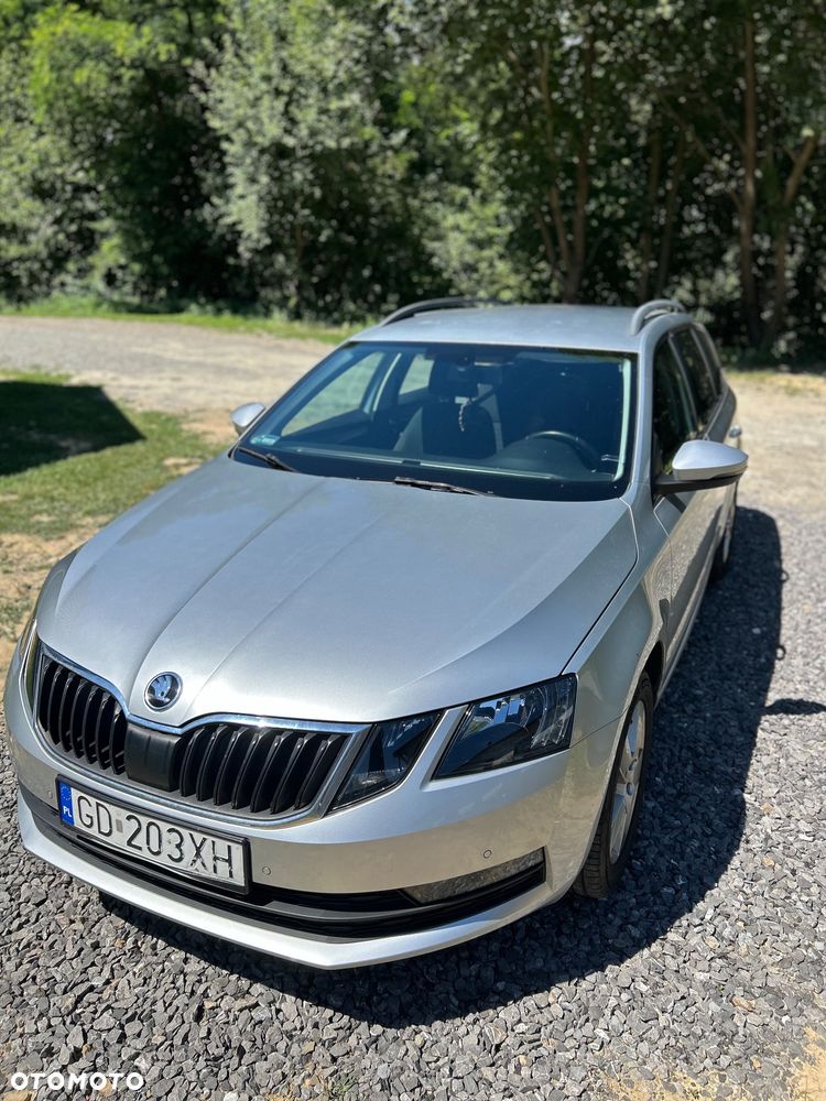 Skoda Octavia 1.6 TDI Ambition - 2