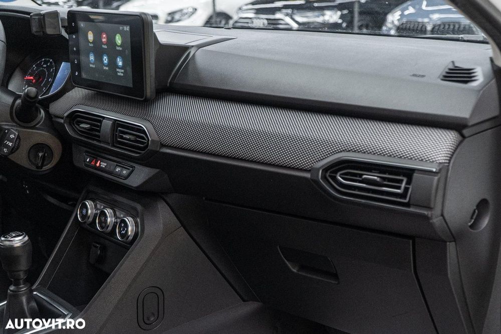 Dacia Logan TCe 90 MT6 Prestige - 23