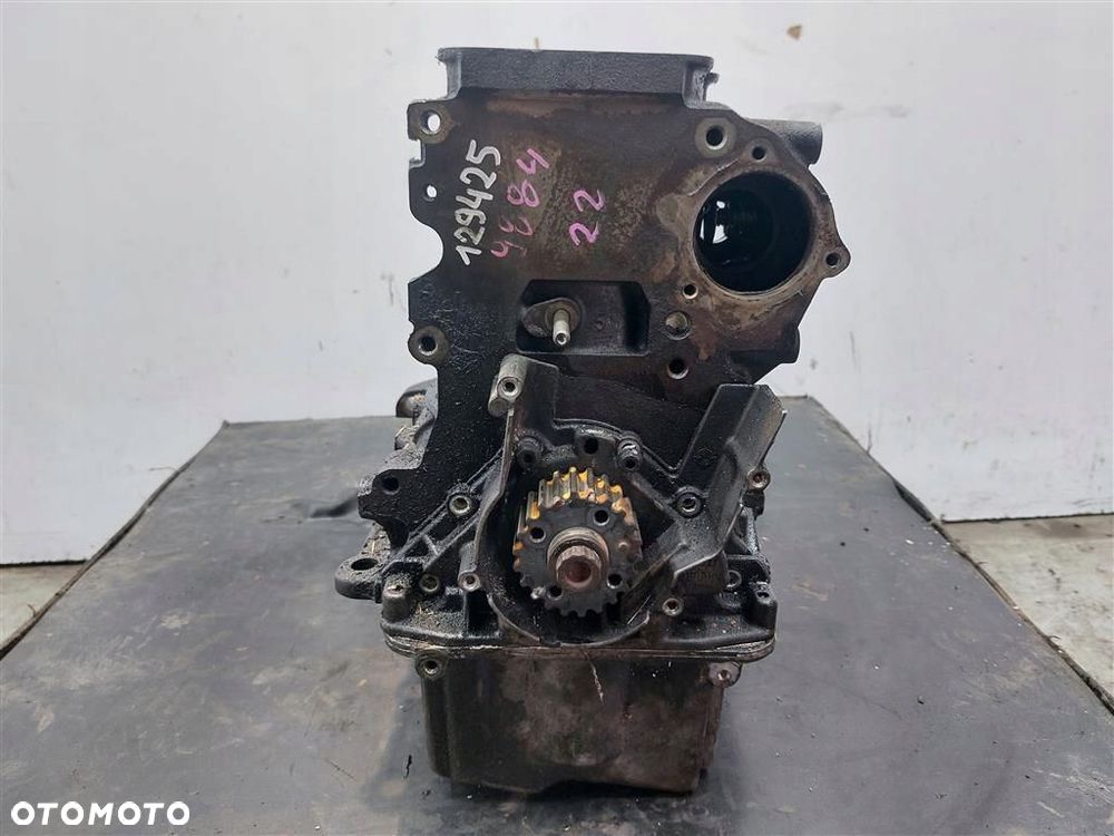 Blok silnika WAŁ KORBOWÓD TŁOK VW Golf Plus  1.9TDI 105 KM KOD: BXE - 3