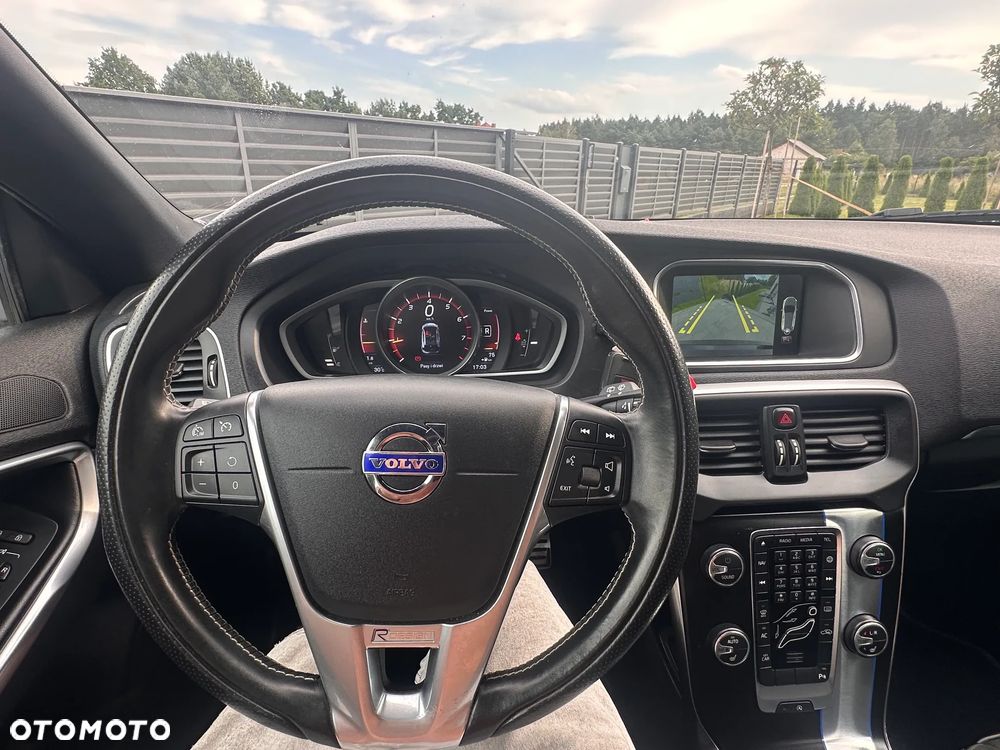 Volvo V40 T2 Drive-E R-Design Momentum - 9