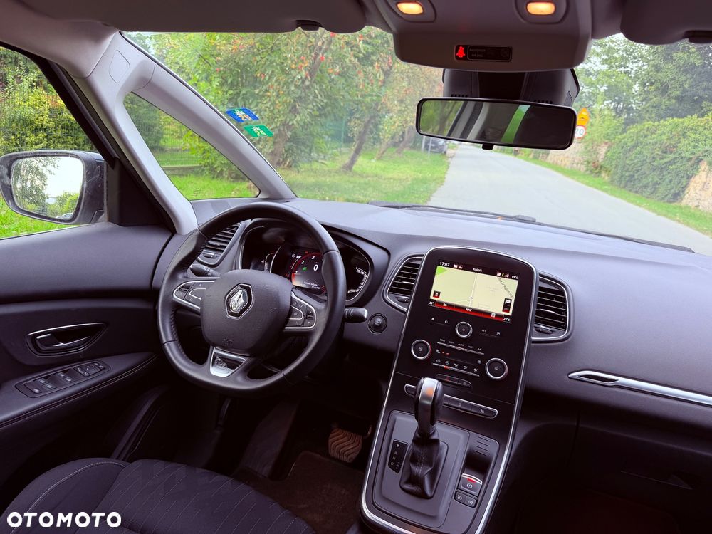 Renault Scenic - 10