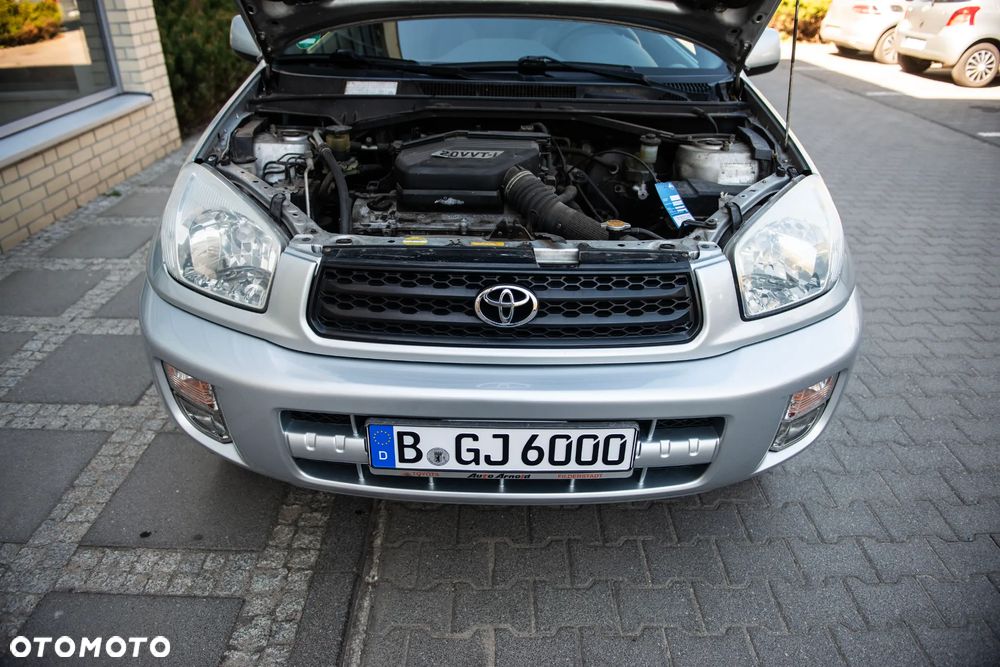 Toyota RAV4 - 7