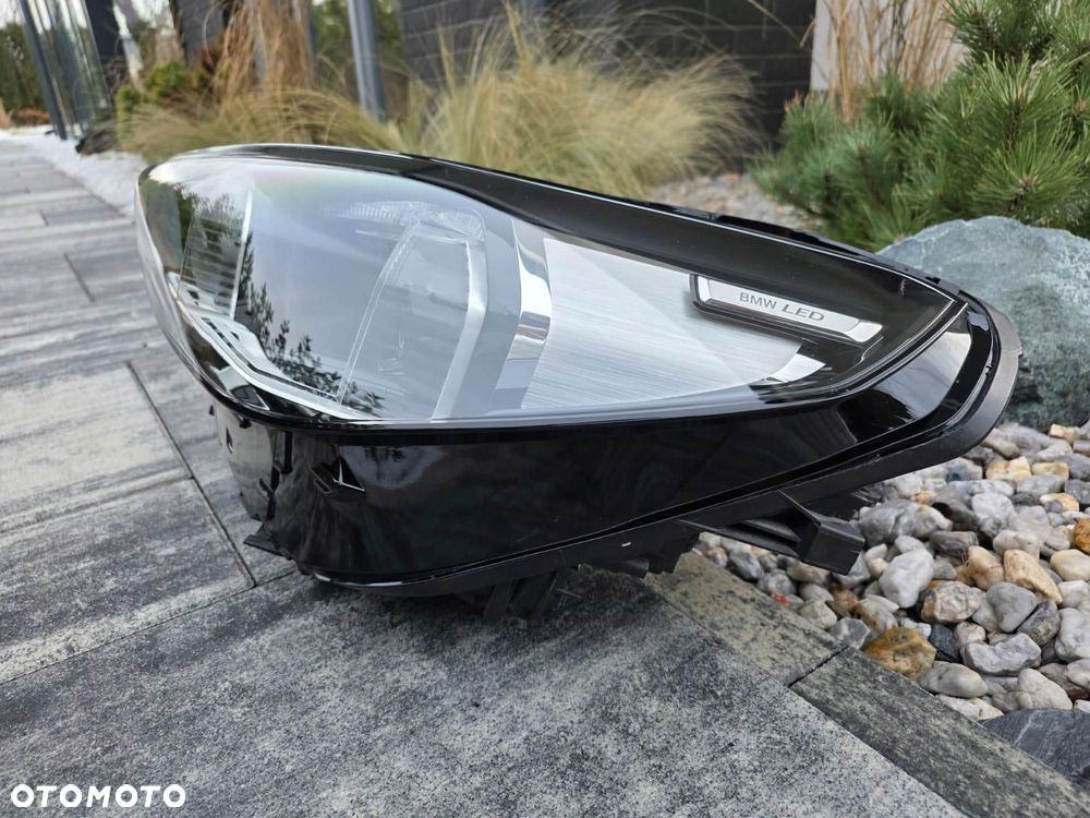 BMW X1 U11 Lampa lewa przód Full Led Adaptive 5A5BD47-02 Srebna - 4
