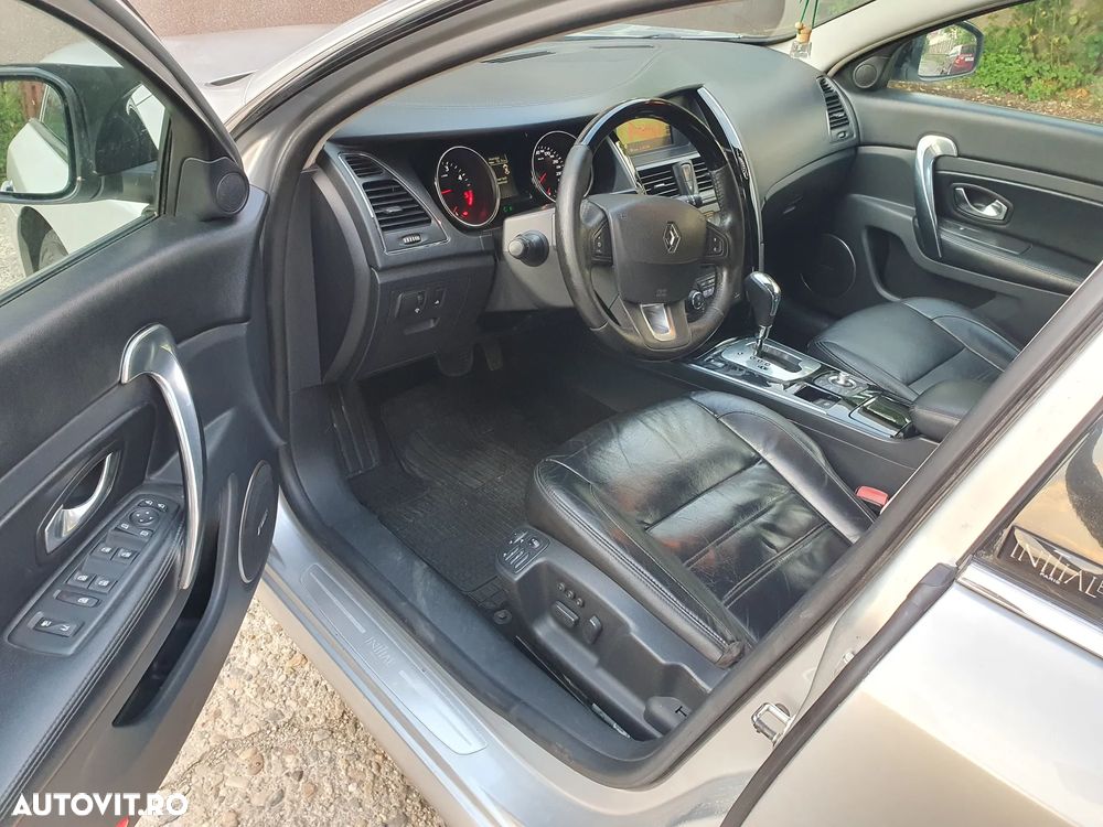 Renault Latitude - 5