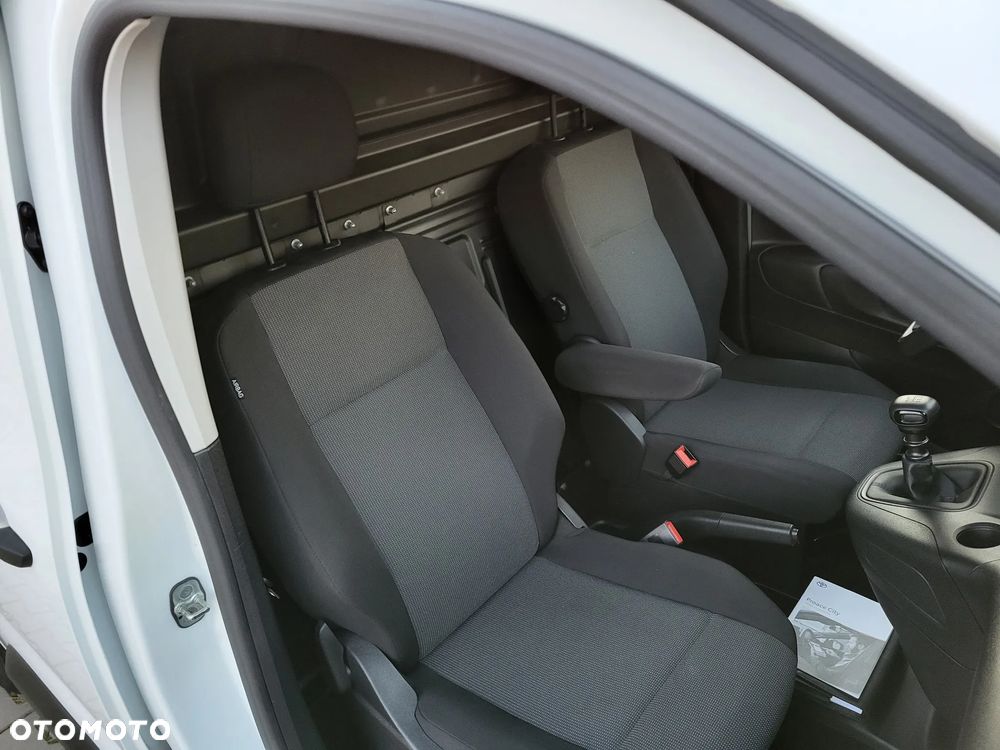 Toyota ProaceCity - 13