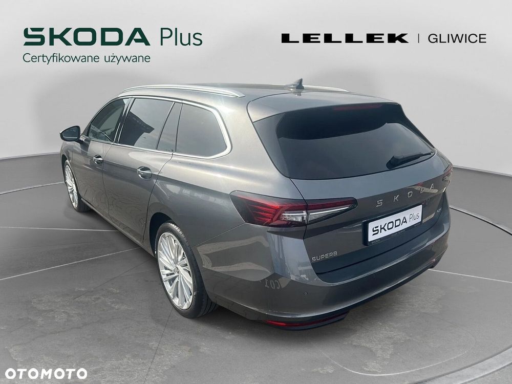 Skoda Superb 2.0 TDI SCR 4x4 Selection DSG - 8