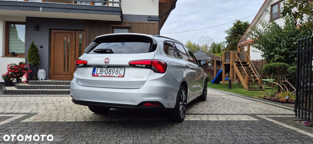 Fiat Tipo - 12