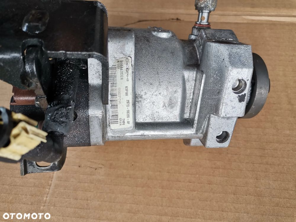 Pompa wtryskowa MONDEO MK3 2.0 TDCI R9044Z032A - 1