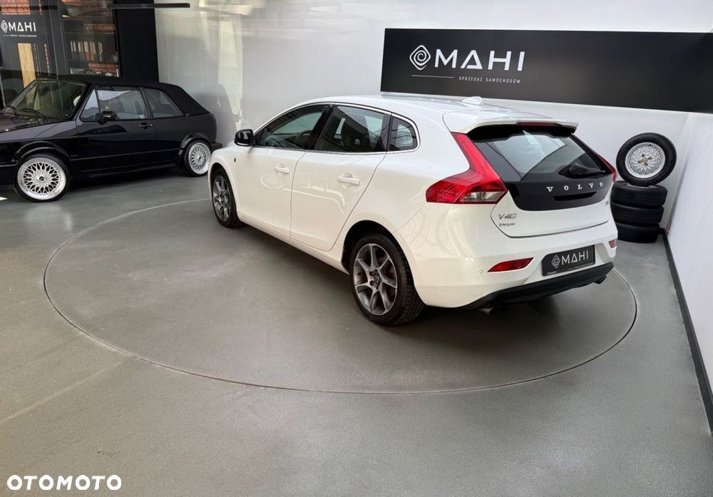 Volvo V40 D3 Ocean Race - 9