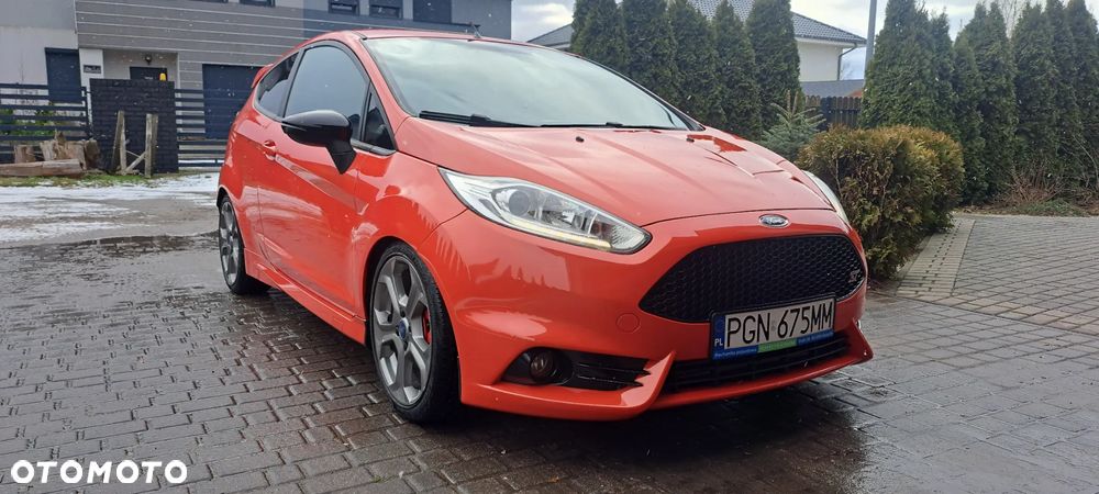 Ford Fiesta 1.6 EcoBoost ST - 3