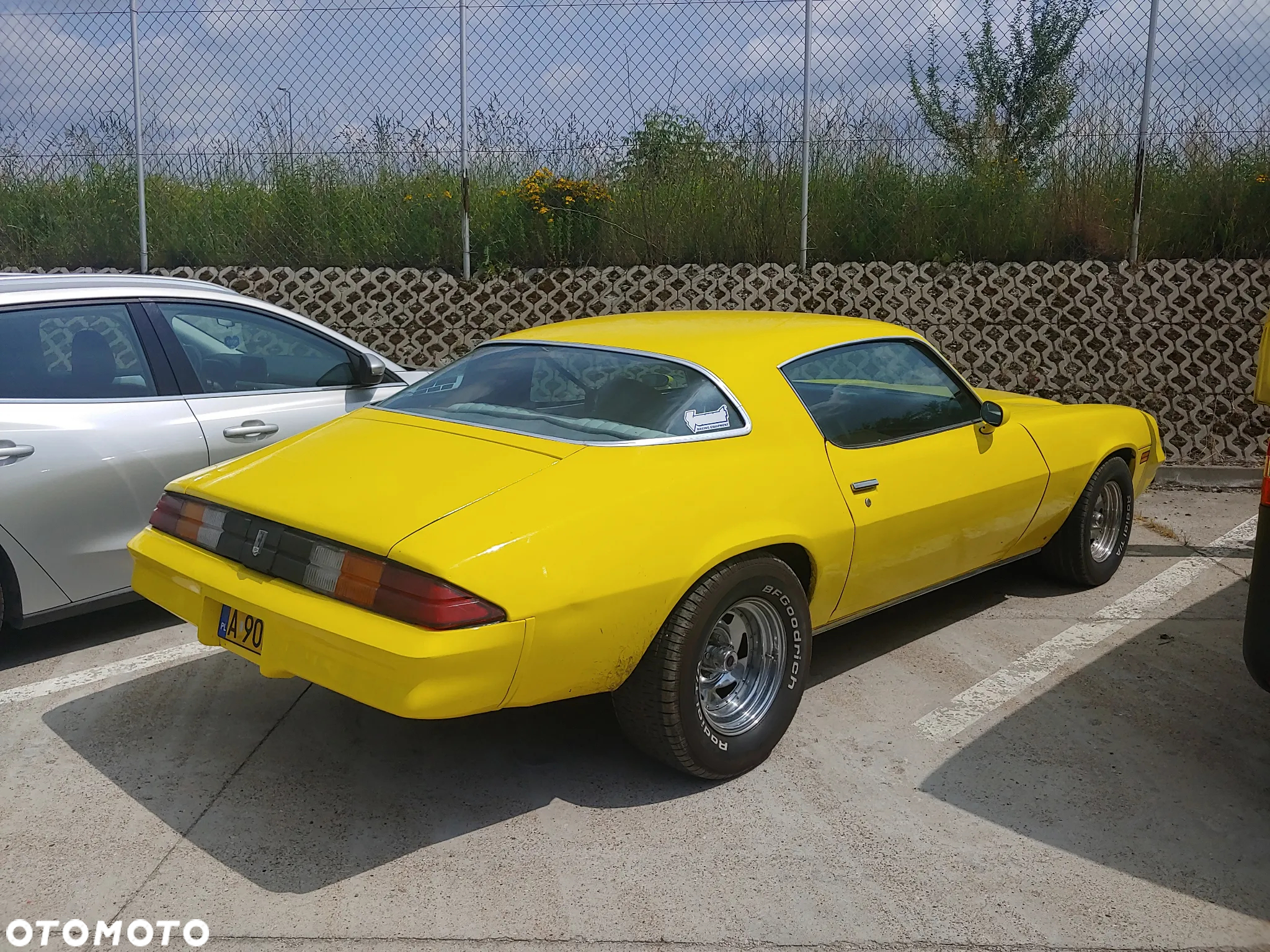 Chevrolet Camaro - 2