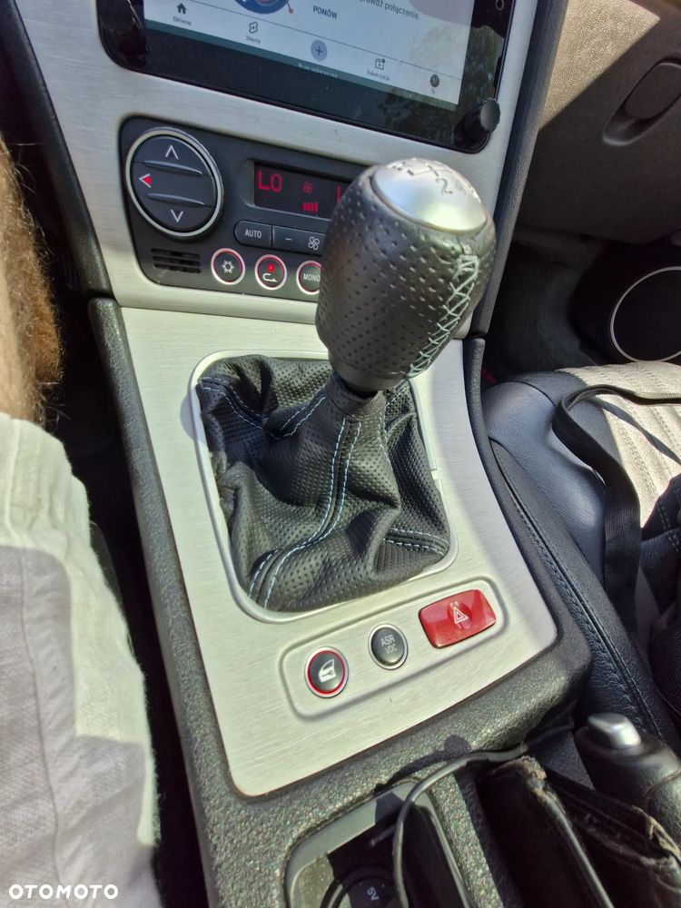 Alfa Romeo Brera 2.4JTDM - 8