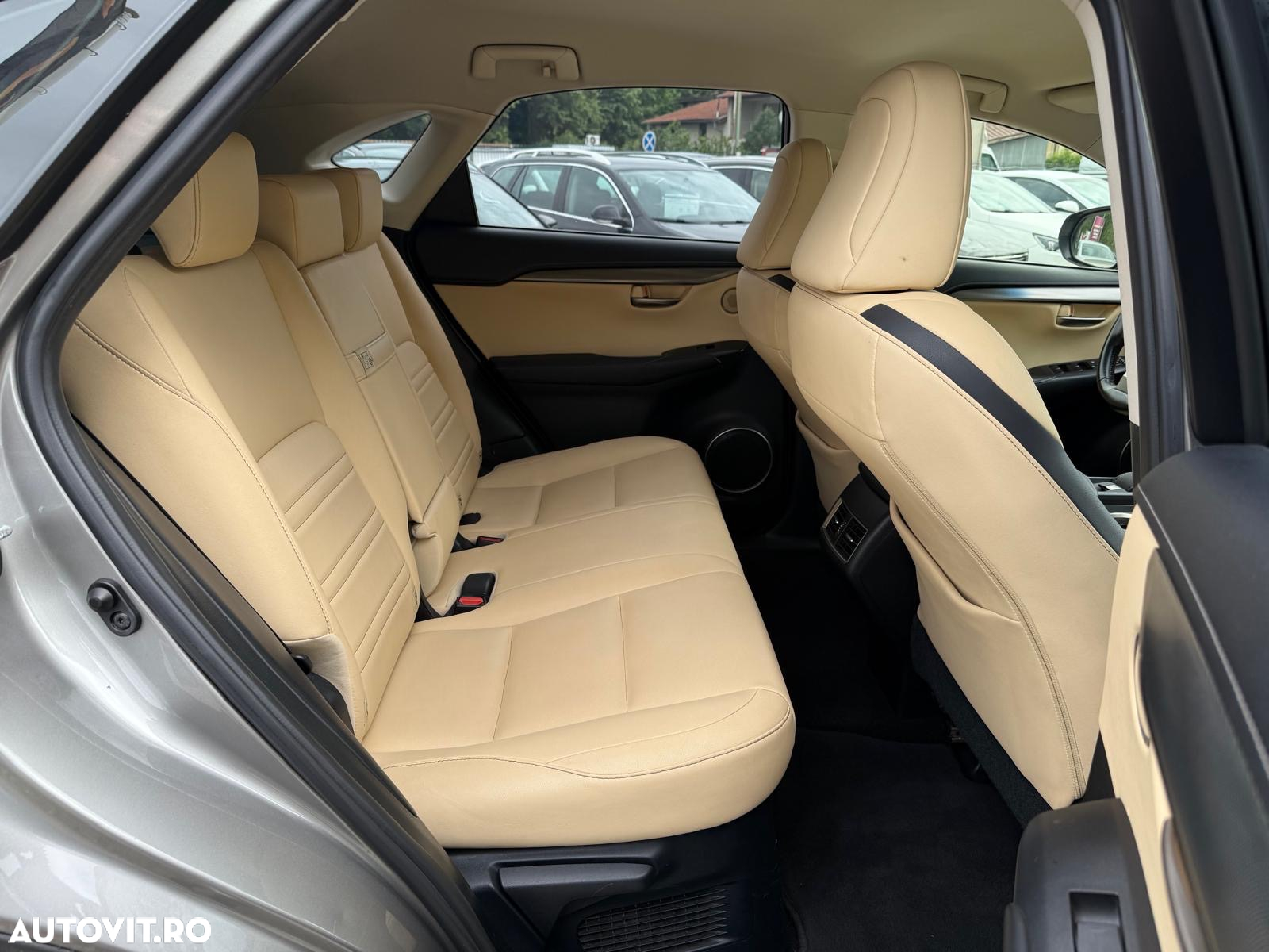 Lexus Seria NX 300h - 23