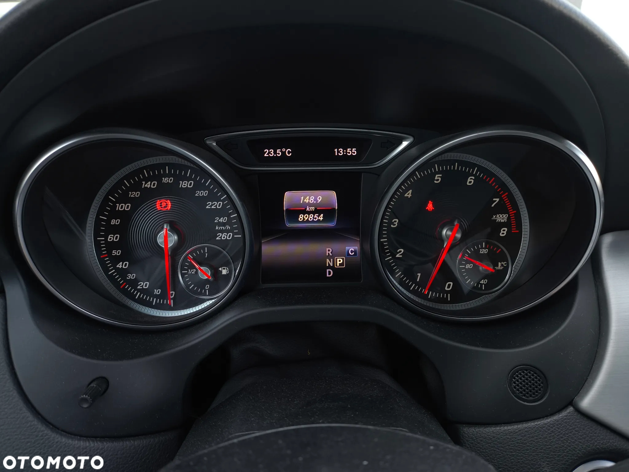 Mercedes-Benz CLA 200 7G-DCT AMG Line - 22