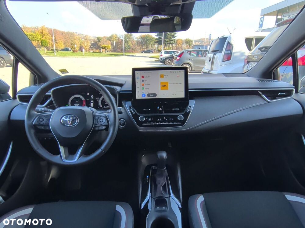 Toyota Corolla - 11