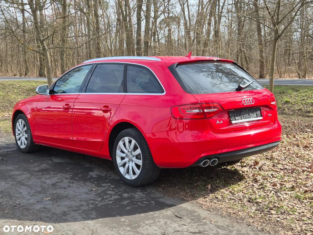 Audi A4 Avant 2.0 TDI sport - 22
