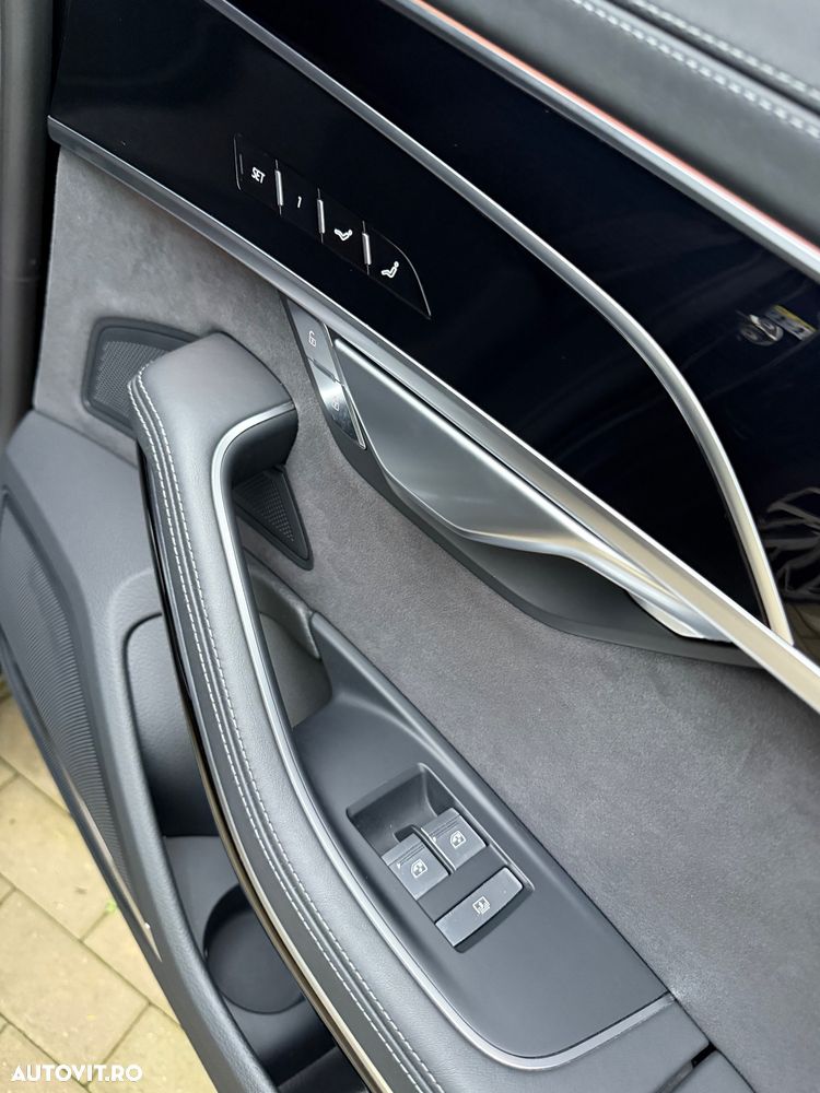 Audi A8 55 TFSI quattro Tiptronic MHEV - 14