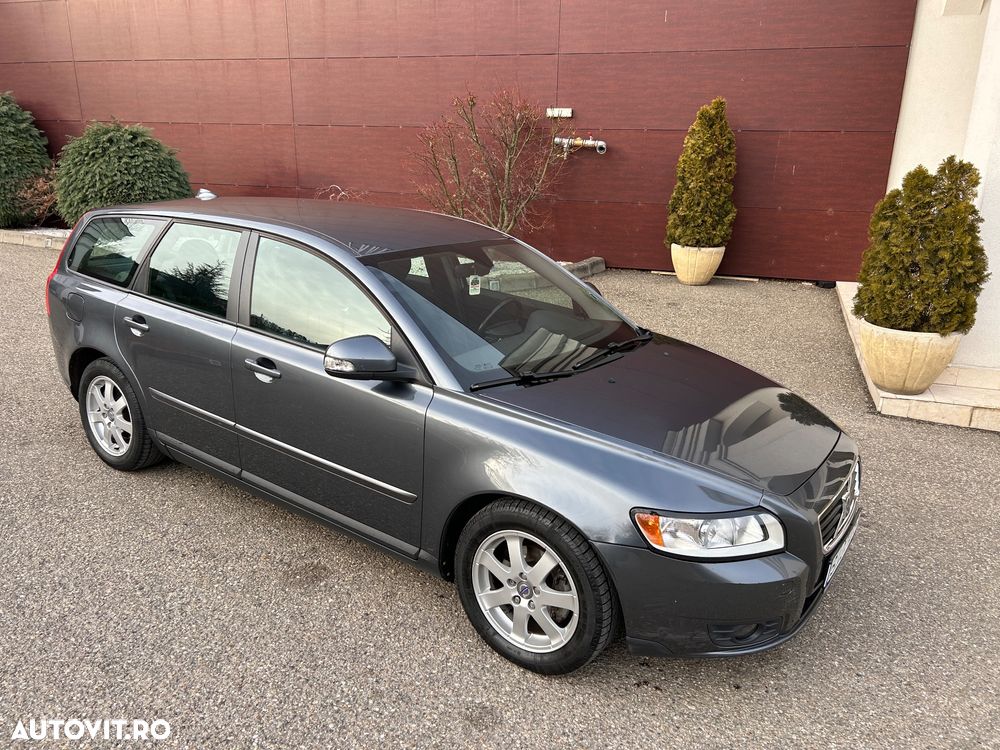 Volvo V50 1.6D Momentum - 3