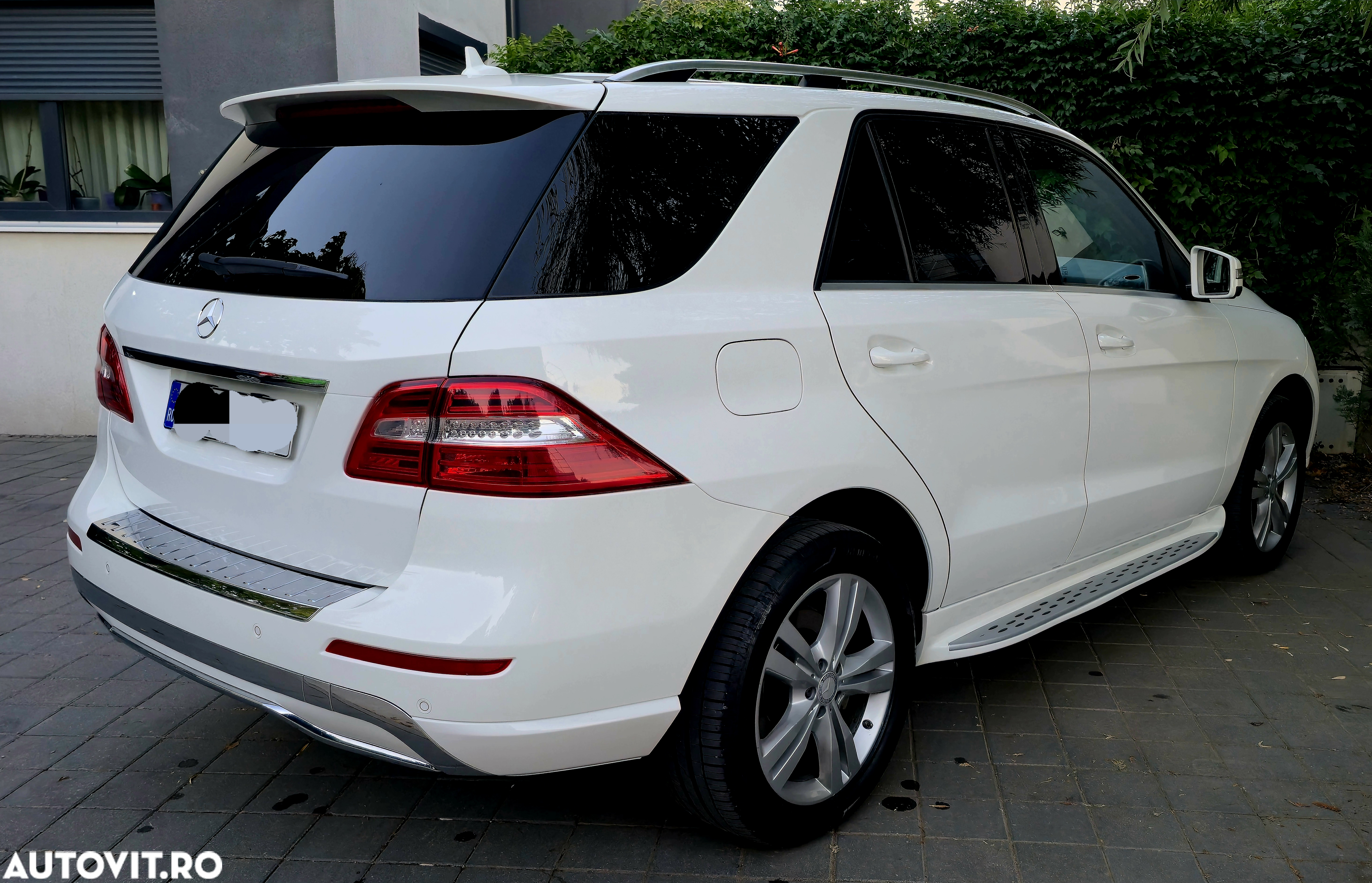 Mercedes-Benz ML 250 BlueTec 4MATIC Aut - 16