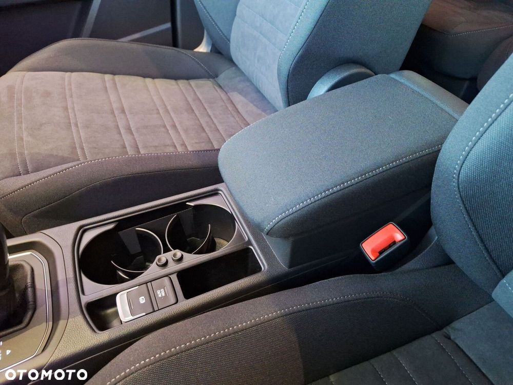 Volkswagen Touran 1.5 TSI EVO Comfortline Plus DSG - 22