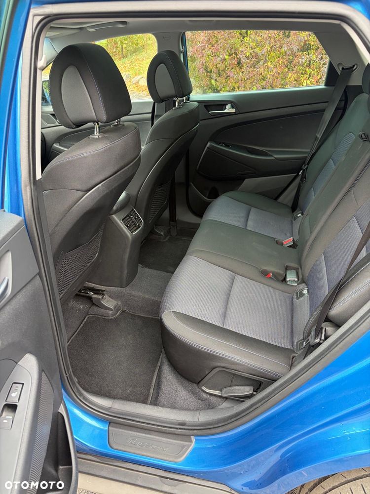 Hyundai Tucson 2.0 CRDI 4WD Automatik Premium - 37