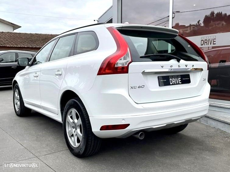 Volvo XC 60 D4 Momentum - 6