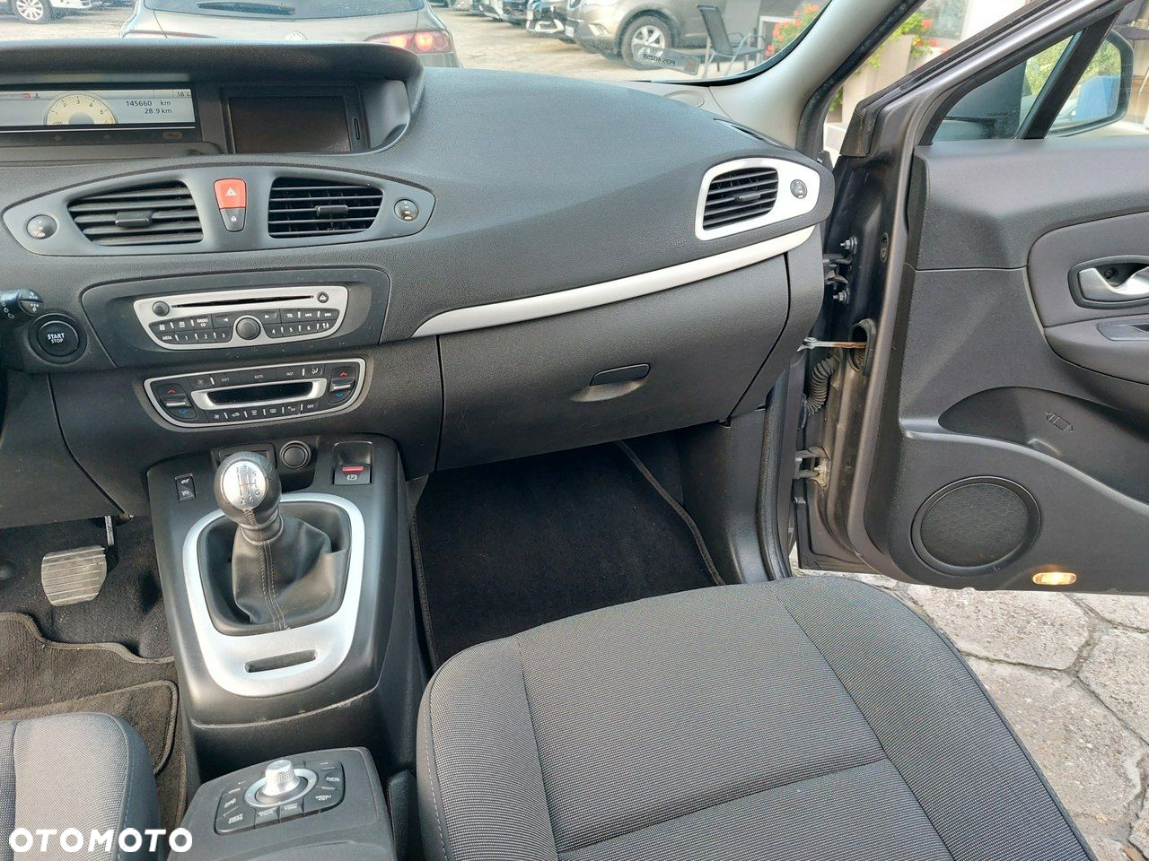 Renault Scenic - 18