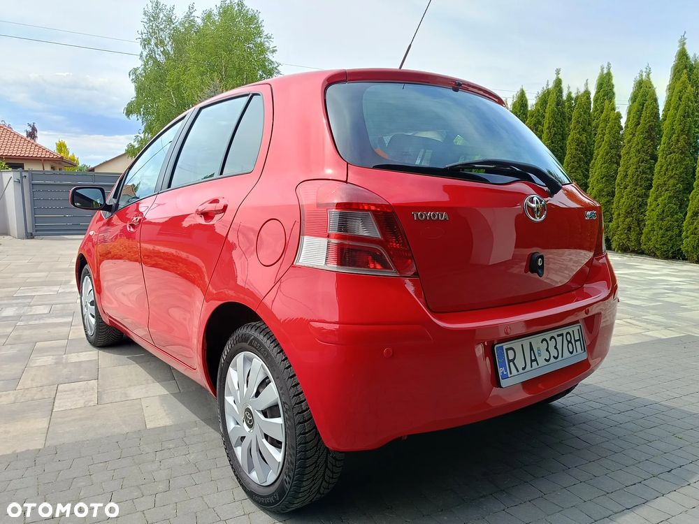 Toyota Yaris 1.33 VVT-i Comfort - 13