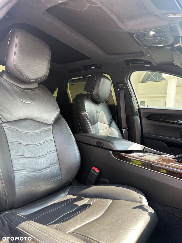 Cadillac CT6 - 11